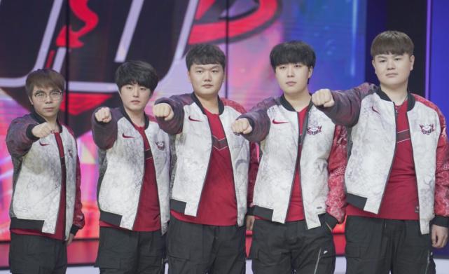 90FC738B4990881C234A1D832E6CDFF1