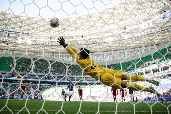 在他的影响 在他的影响